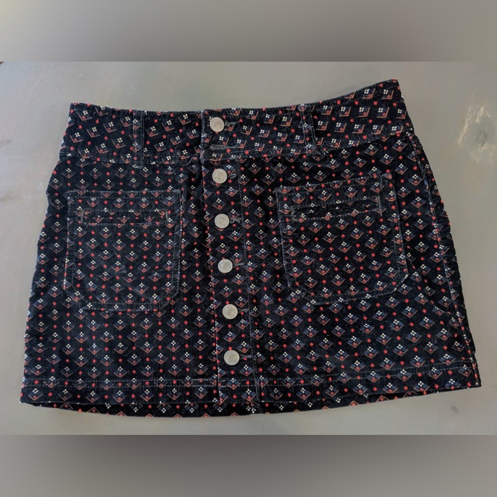 WE THE FREE SHORT SKIRT